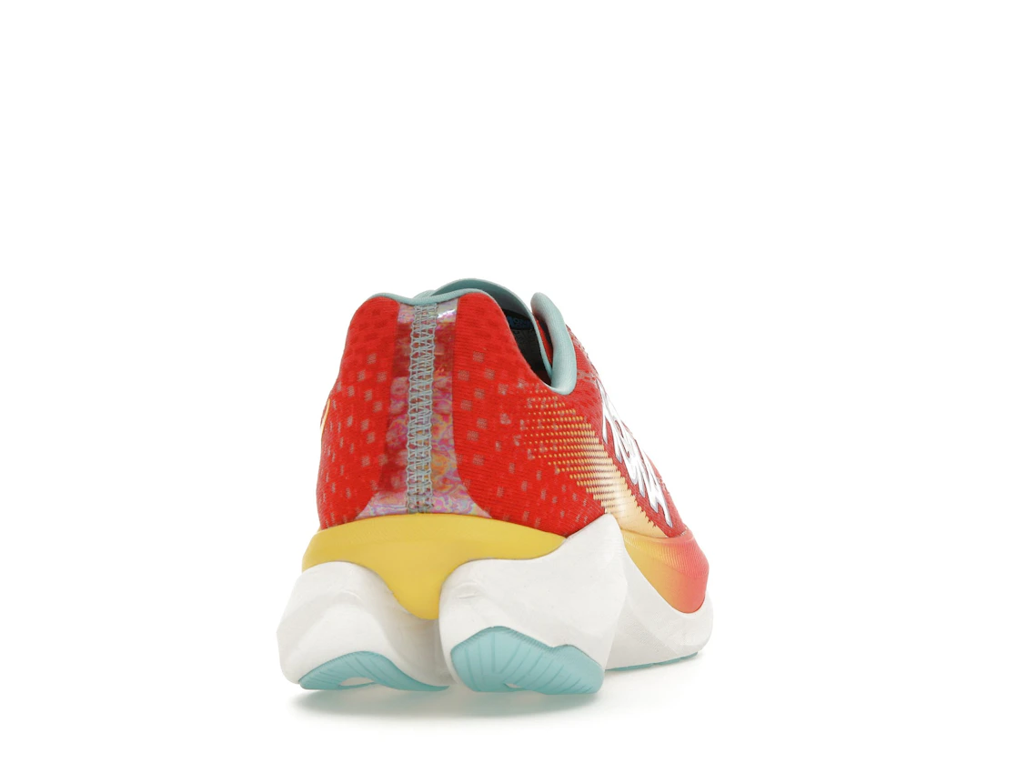 Vue 29 de Hoka One One Mach X Cerise Cloudless