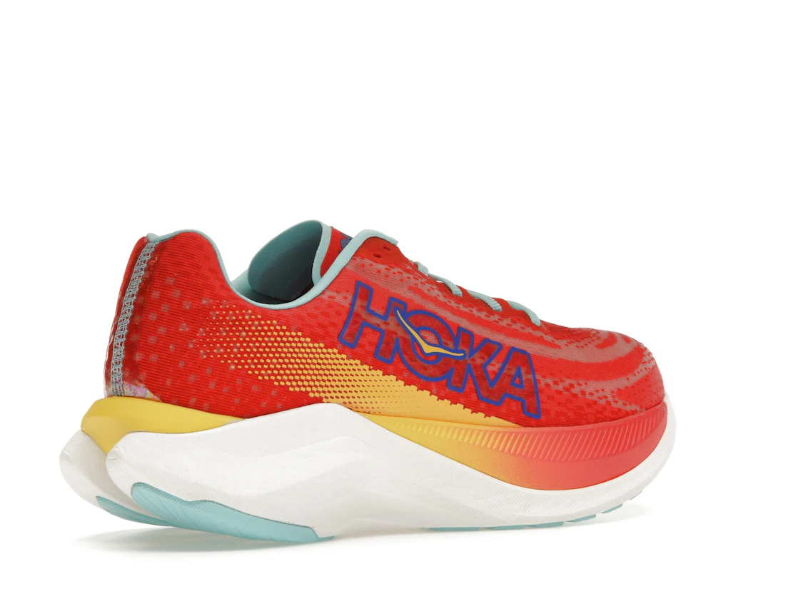 Vue 33 de Hoka One One Mach X Cerise Cloudless