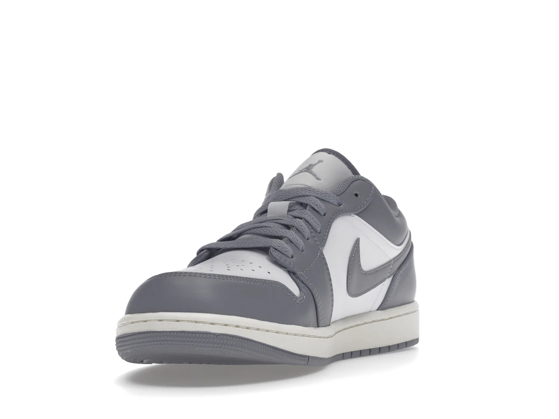 Vue 13 de Air Jordan 1 Low Vintage Stealth Grey