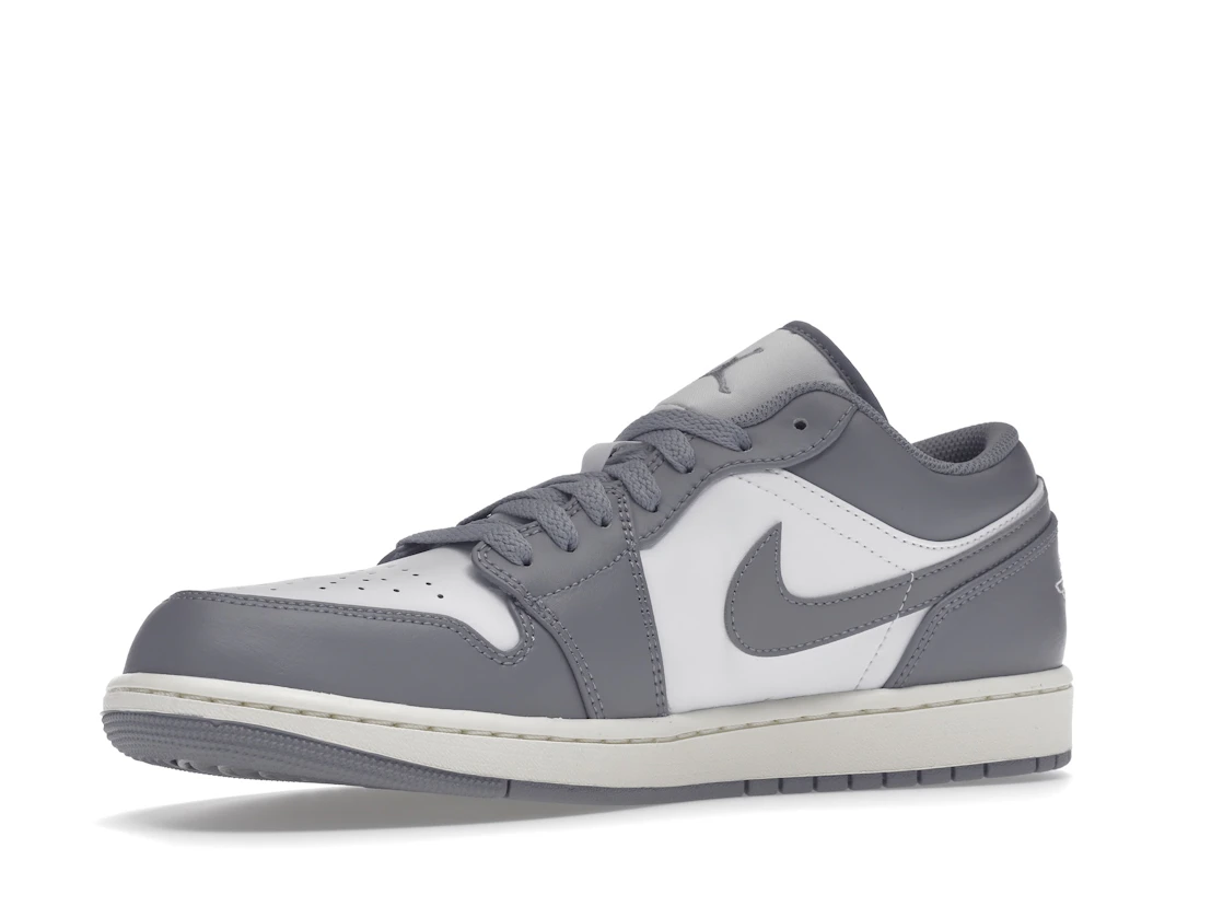 Vue 16 de Air Jordan 1 Low Vintage Stealth Grey
