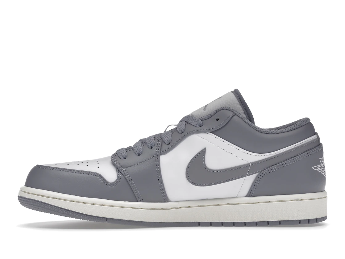 Vue 19 de Air Jordan 1 Low Vintage Stealth Grey