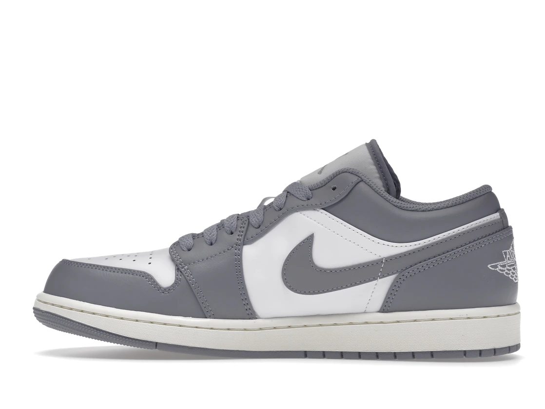 Vue 20 de Air Jordan 1 Low Vintage Stealth Grey