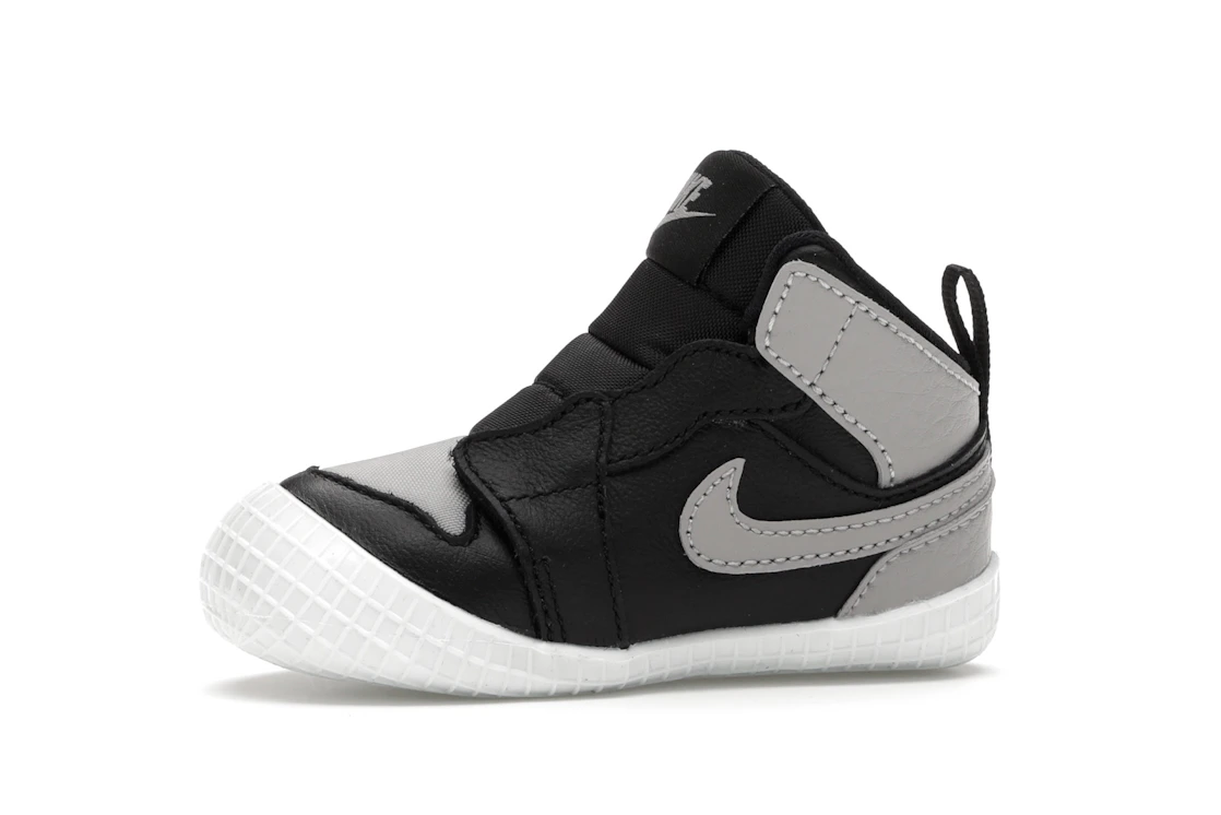 Vue 18 de Jordan 1 Crib Bootie Black Medium Grey (I)