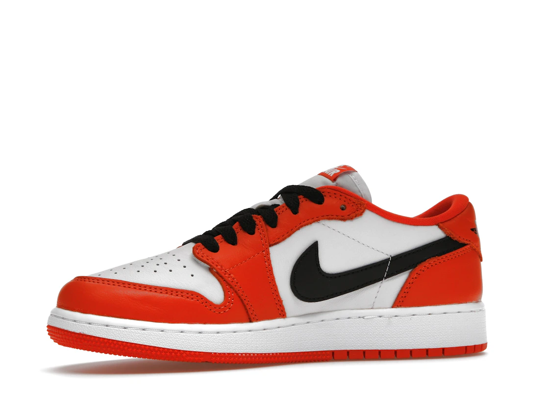 Vue 17 de Jordan 1 Low OG Starfish (GS)