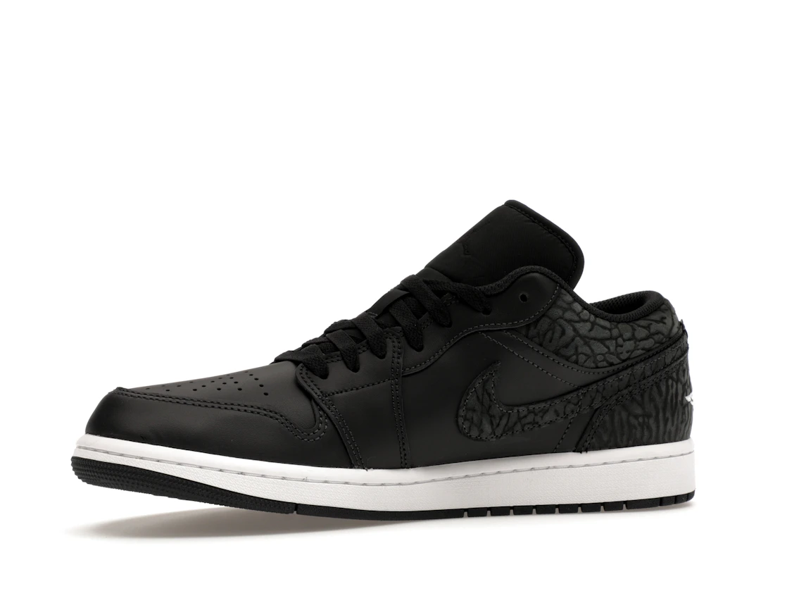 Vue 17 de Jordan 1 Low SE Black Elephant