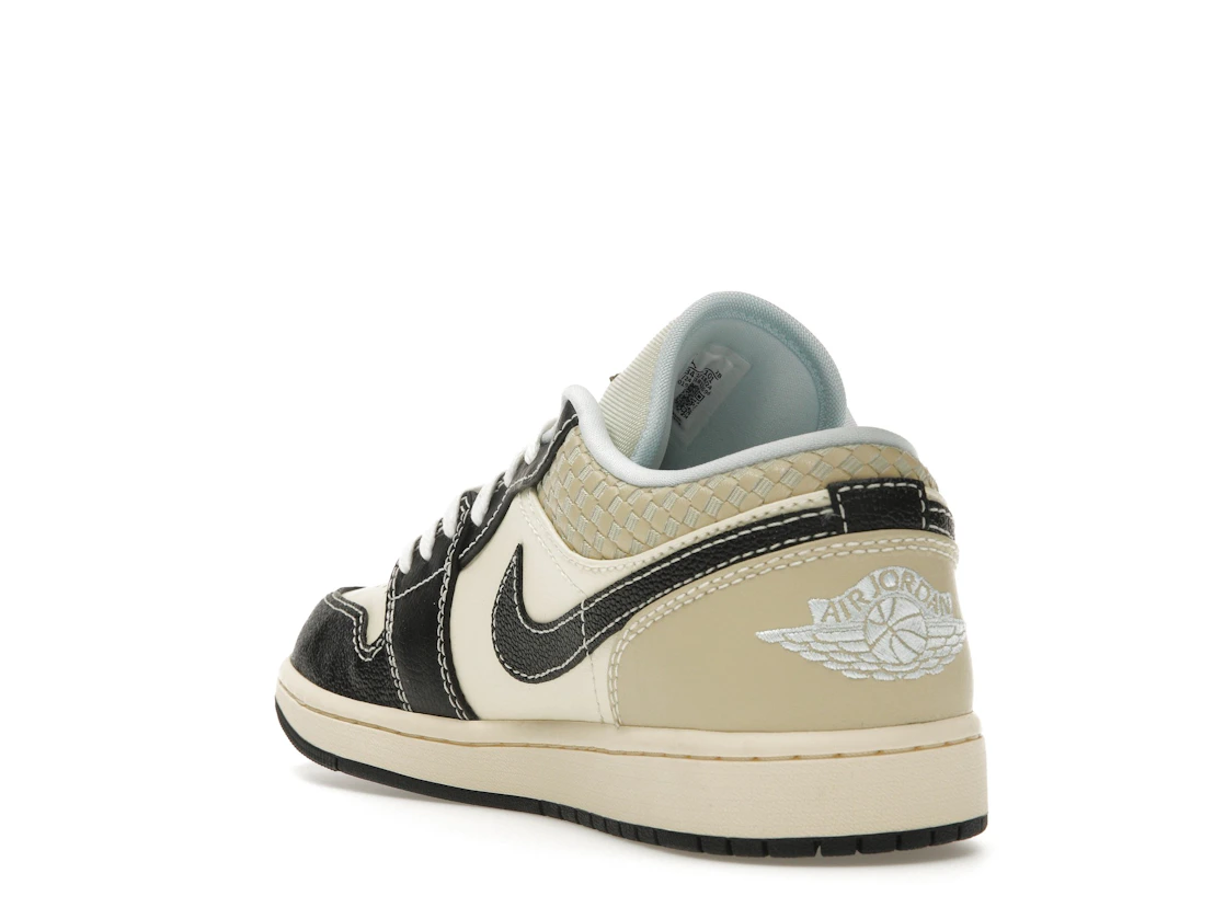 Vue 25 de Jordan 1 Low SE Coconut Milk Black Muslin
