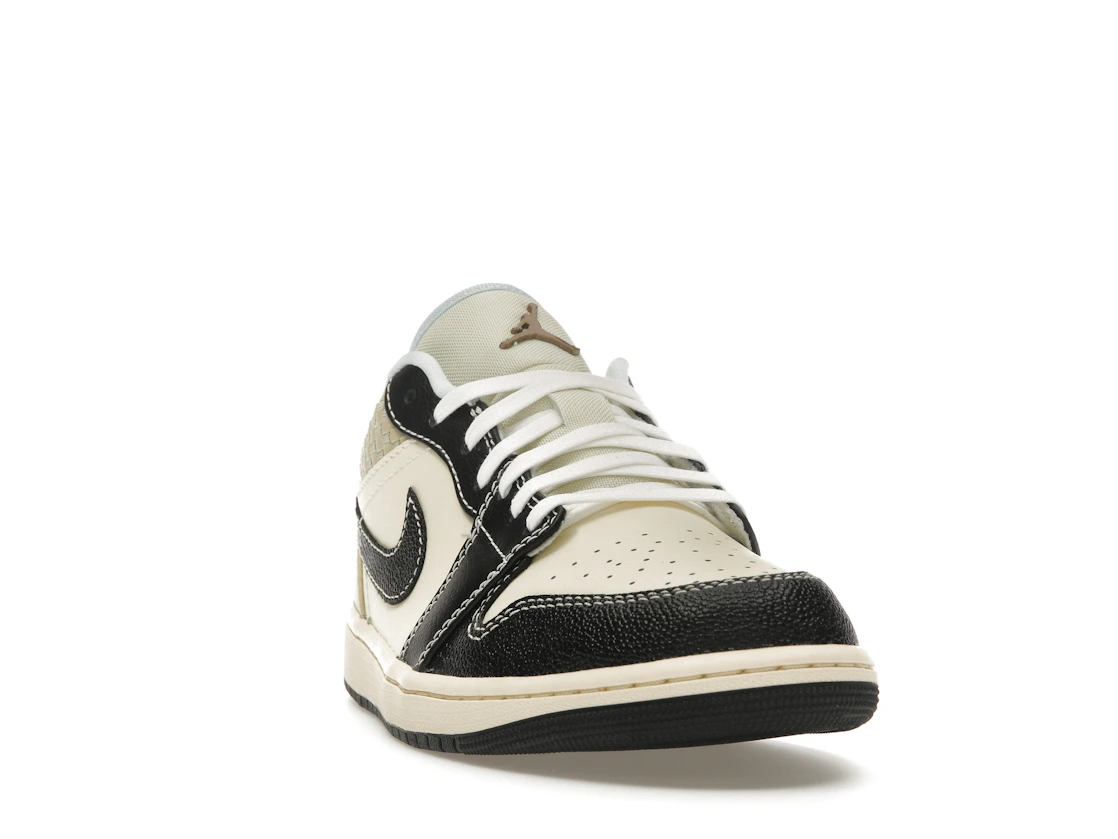 Vue 8 de Jordan 1 Low SE Coconut Milk Black Muslin