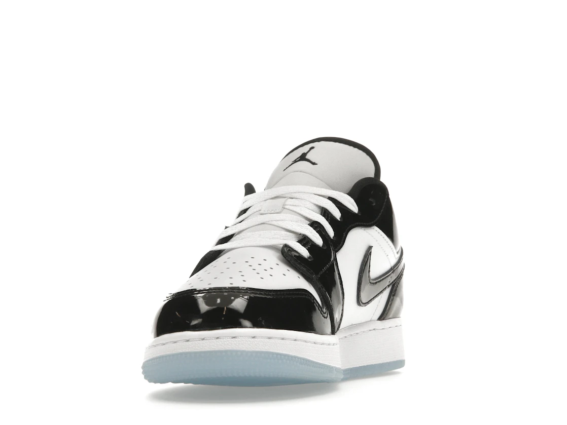 Vue 12 de Jordan 1 Low SE Concord (GS)
