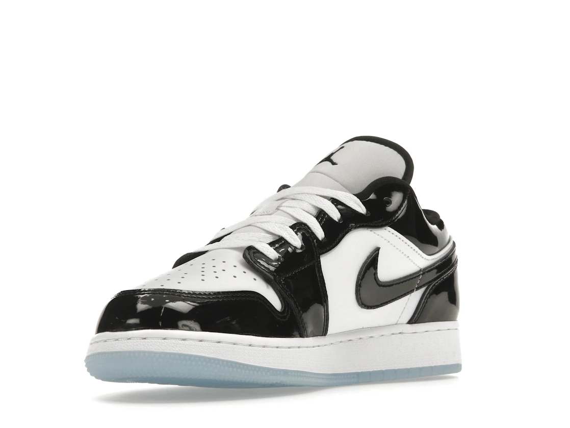 Vue 14 de Jordan 1 Low SE Concord (GS)