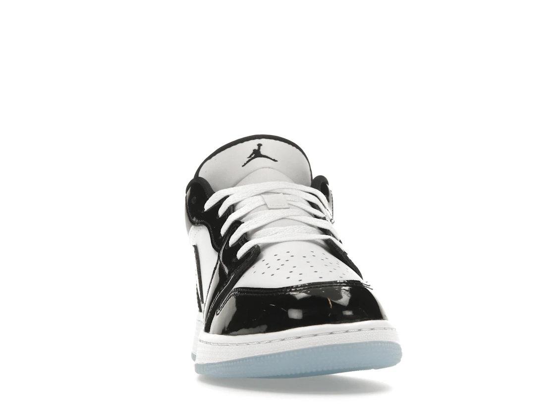 Vue 9 de Jordan 1 Low SE Concord (GS)