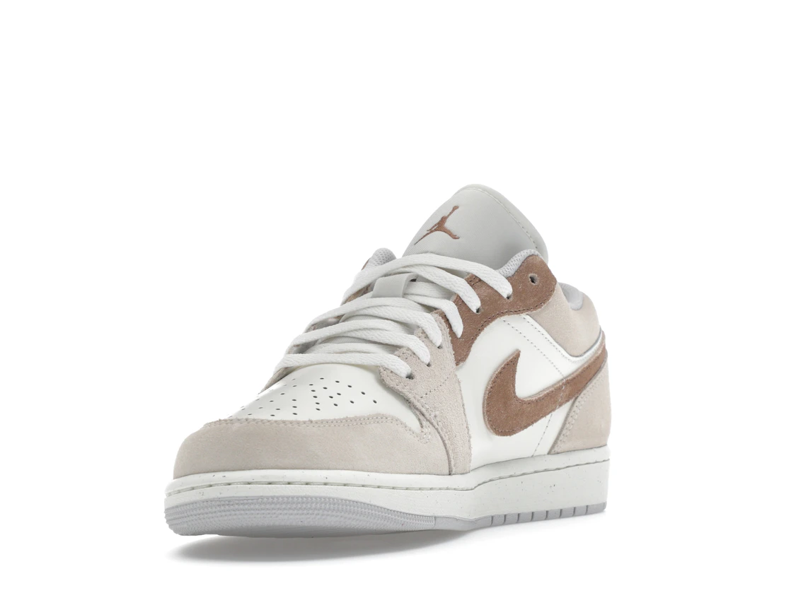 Vue 13 de Jordan 1 Low SE Legend Light Brown