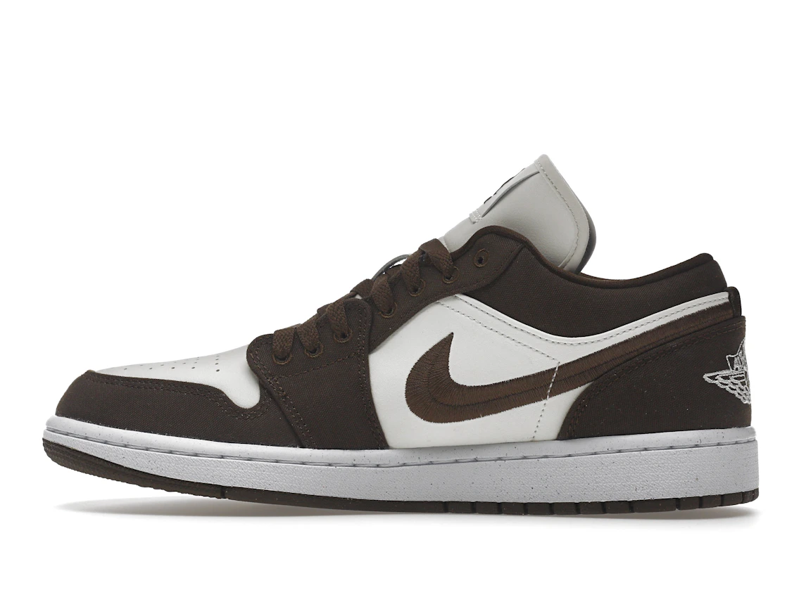 Vue 20 de Jordan 1 Low SE Light Olive 