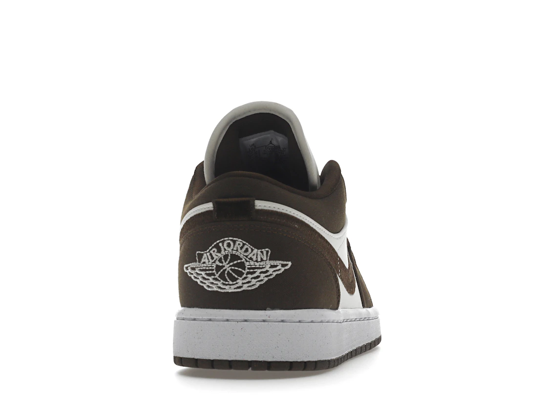 Vue 29 de Jordan 1 Low SE Light Olive 