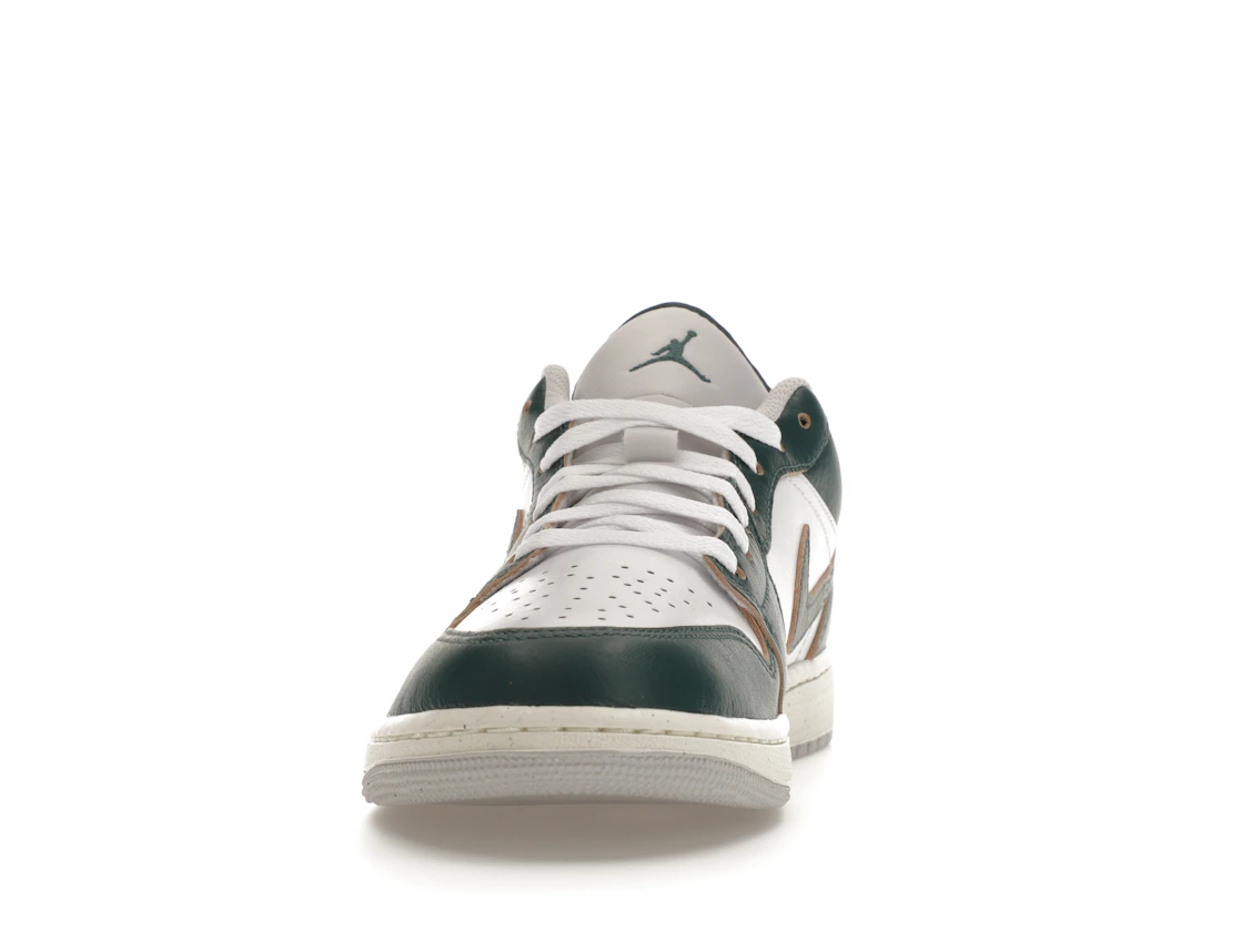 Vue 11 de Jordan 1 Low SE Oxidized Green