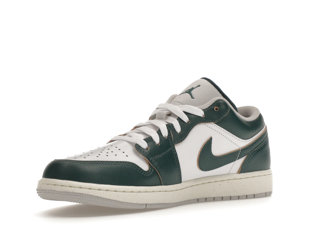 Vue 15 de Jordan 1 Low SE Oxidized Green