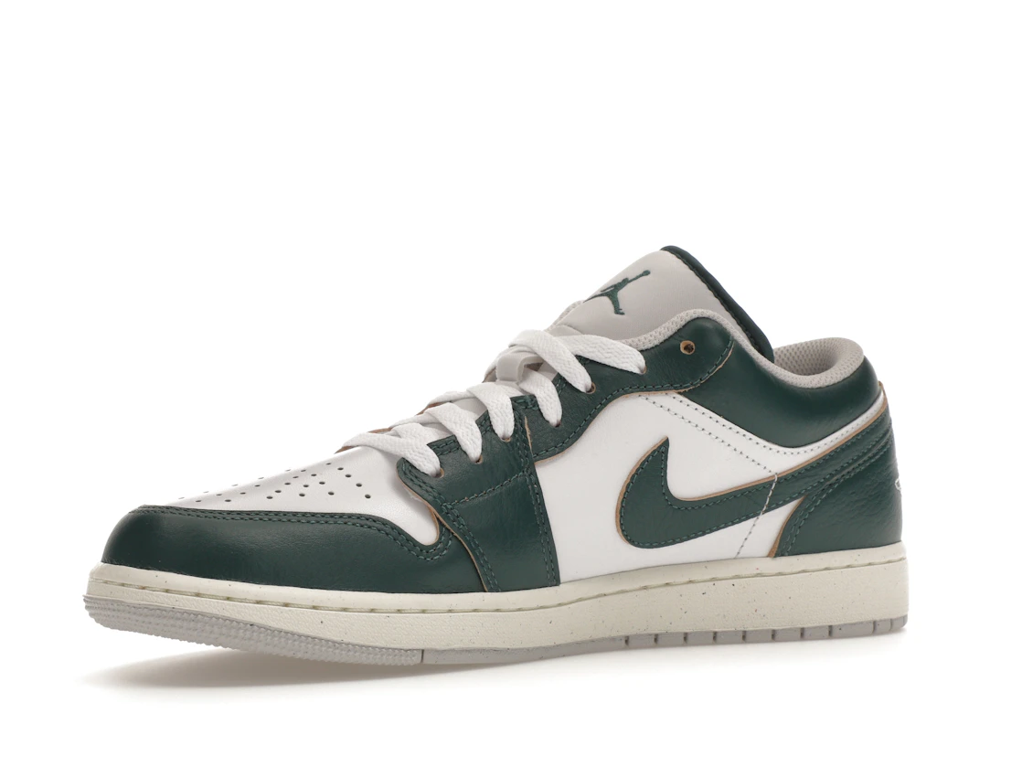 Vue 16 de Jordan 1 Low SE Oxidized Green