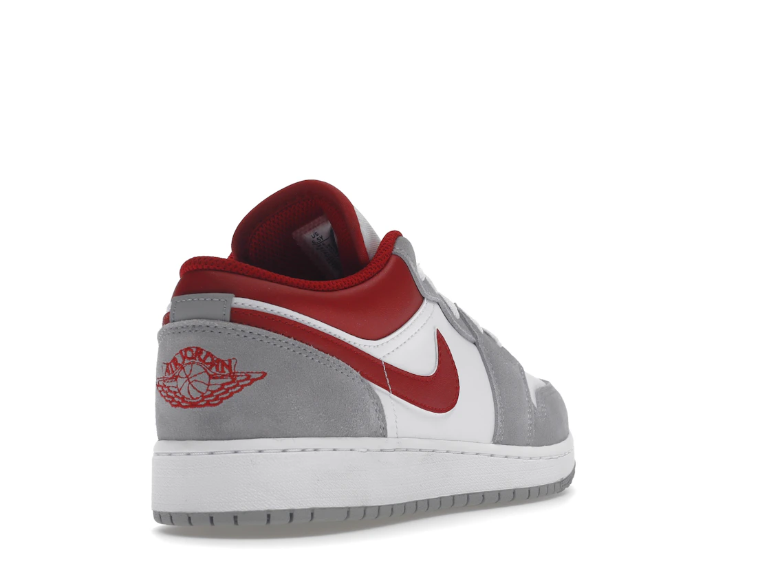 Vue 31 de Jordan 1 Low SE Smoke Grey Gym Red (GS)