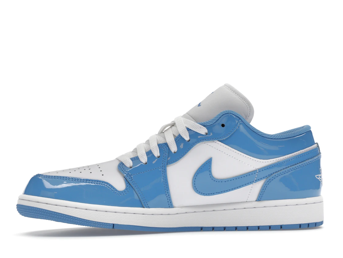 Vue 18 de Jordan 1 Low SE White Legend Blue