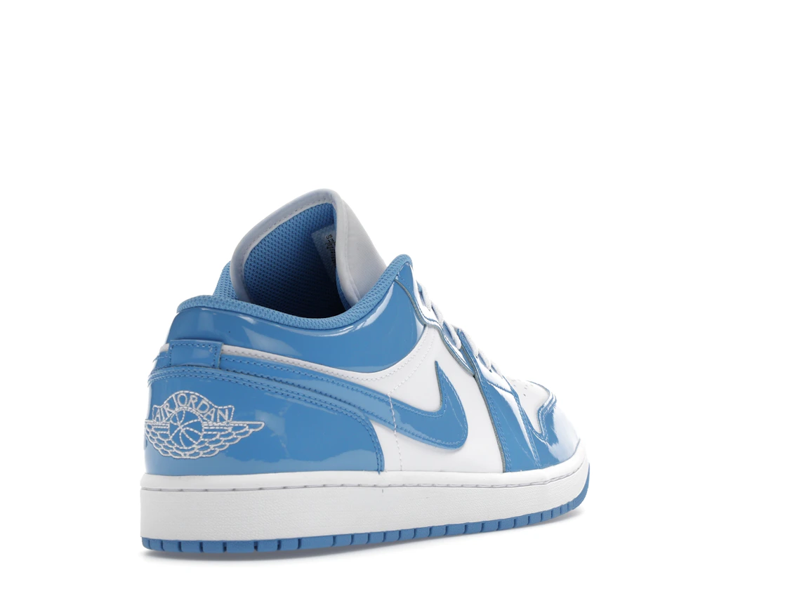 Vue 31 de Jordan 1 Low SE White Legend Blue