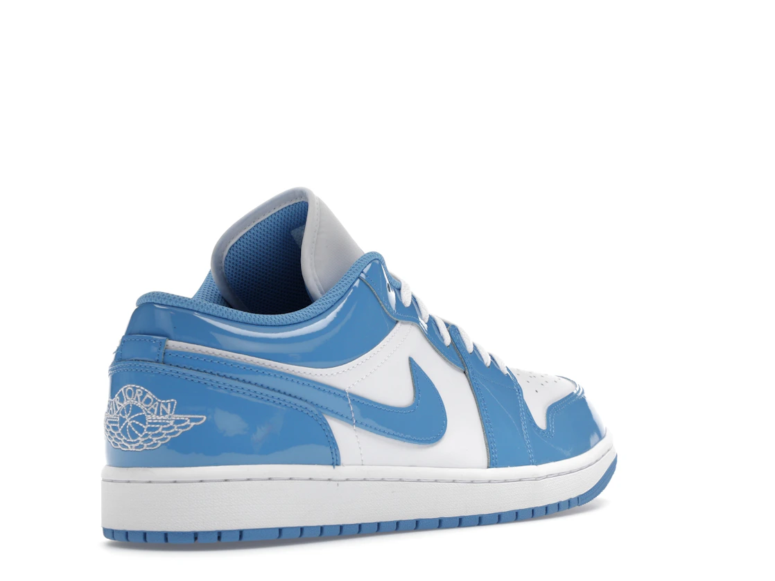 Vue 32 de Jordan 1 Low SE White Legend Blue
