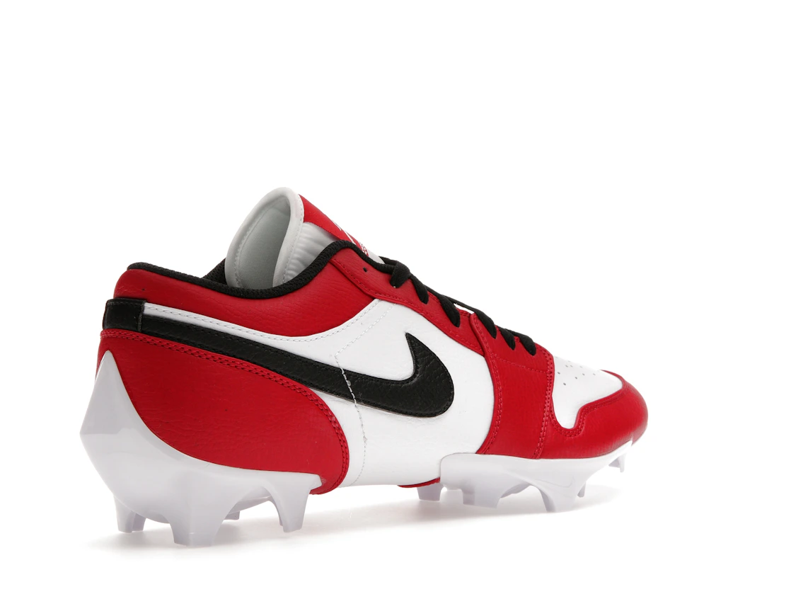 Vue 33 de Jordan 1 Low TD Cleat Chicago (2023)