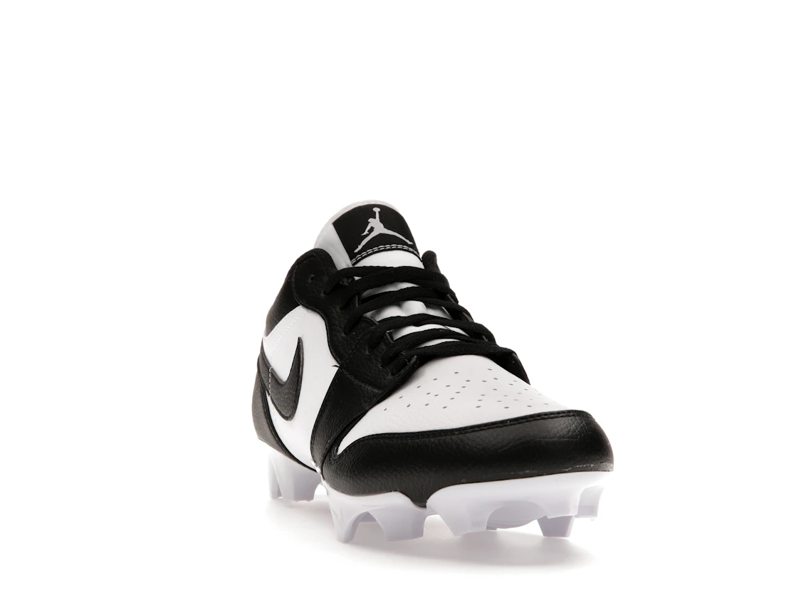 Vue 8 de Jordan 1 Low TD Cleat Panda