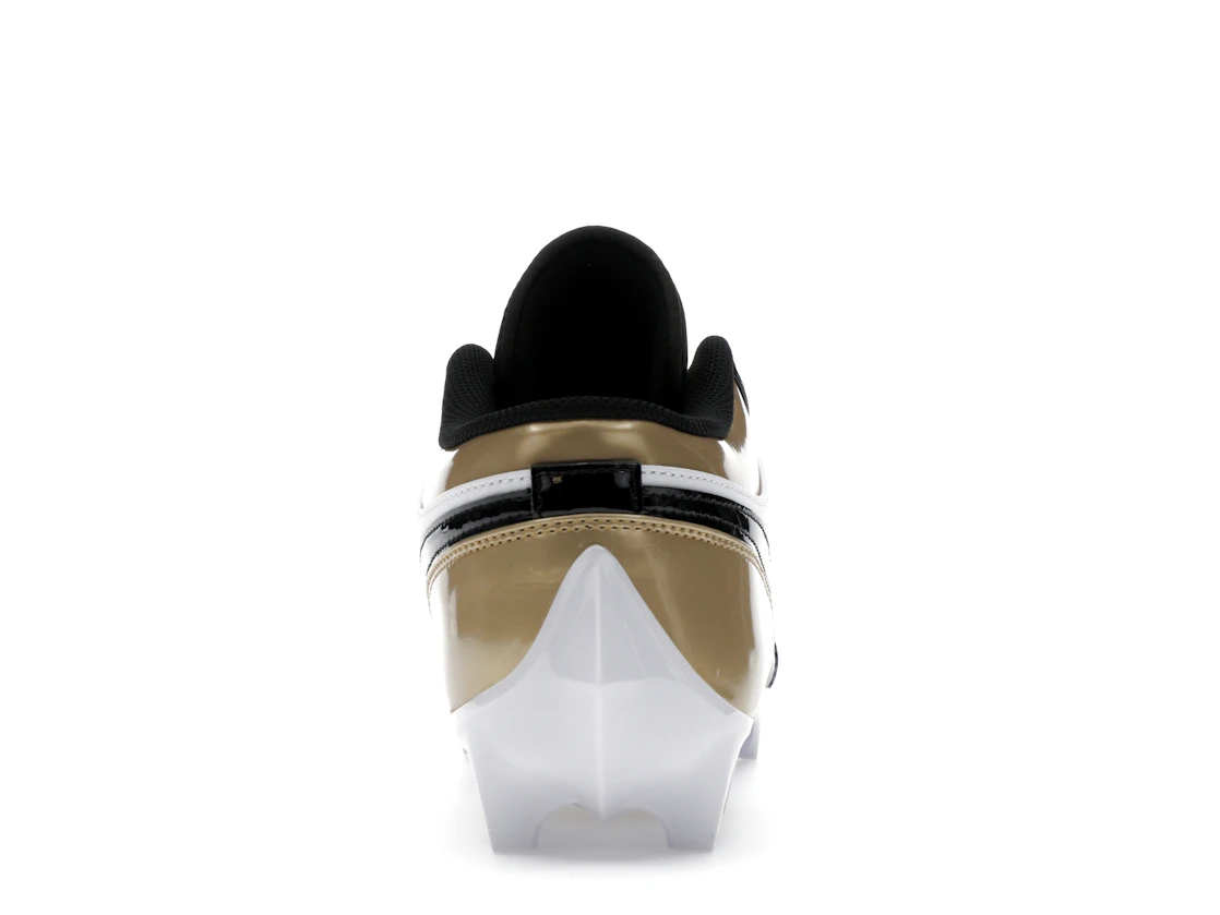 Vue 28 de Jordan 1 Low TD Cleat Patent Gold Toe