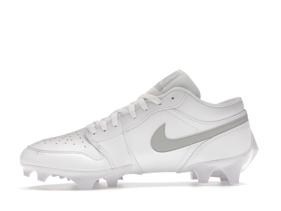 Vue 18 de Jordan 1 Low TD Cleat White Grey Fog