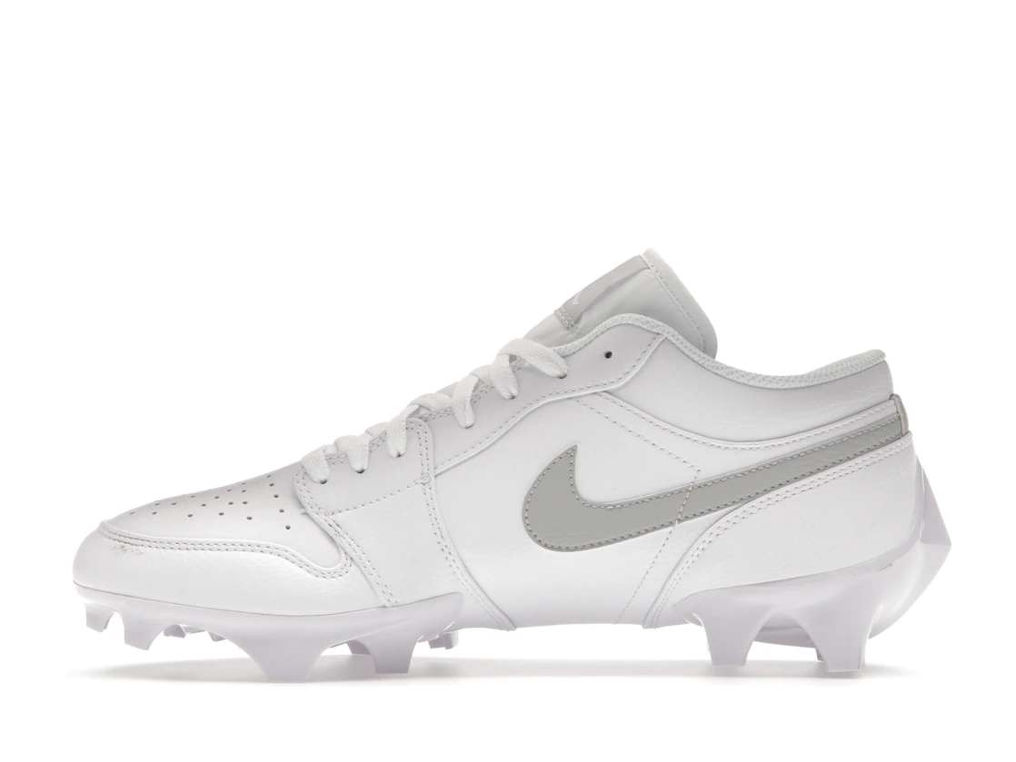 Vue 19 de Jordan 1 Low TD Cleat White Grey Fog