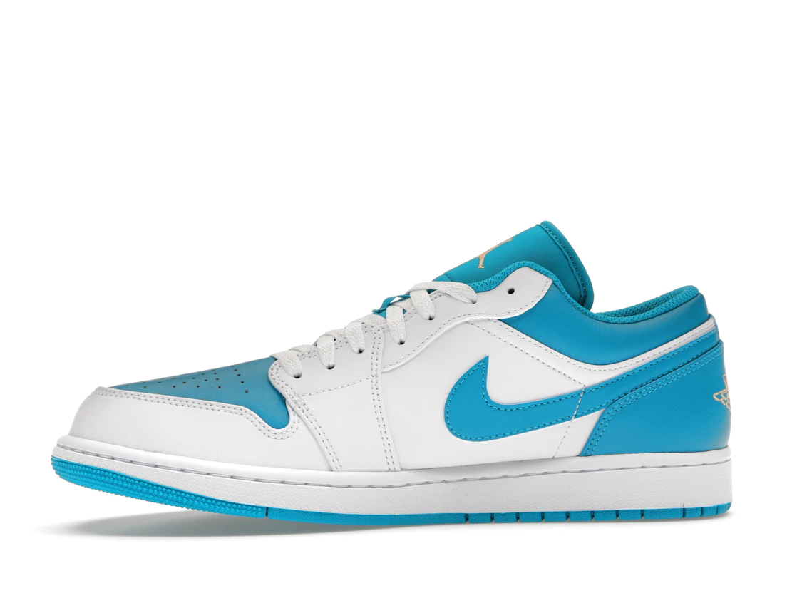 Vue 18 de Jordan 1 Low Aquatone