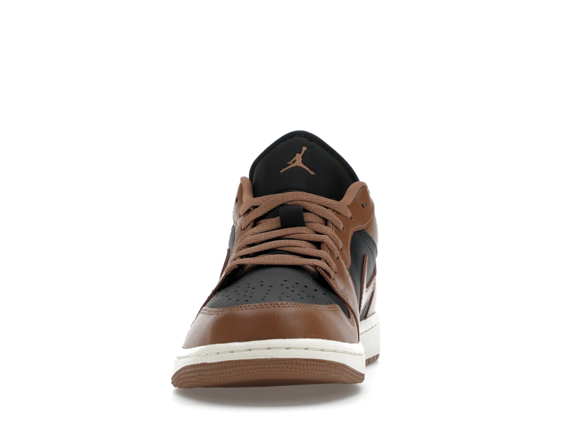 Vue 11 de Jordan 1 Low Archaeo Brown 