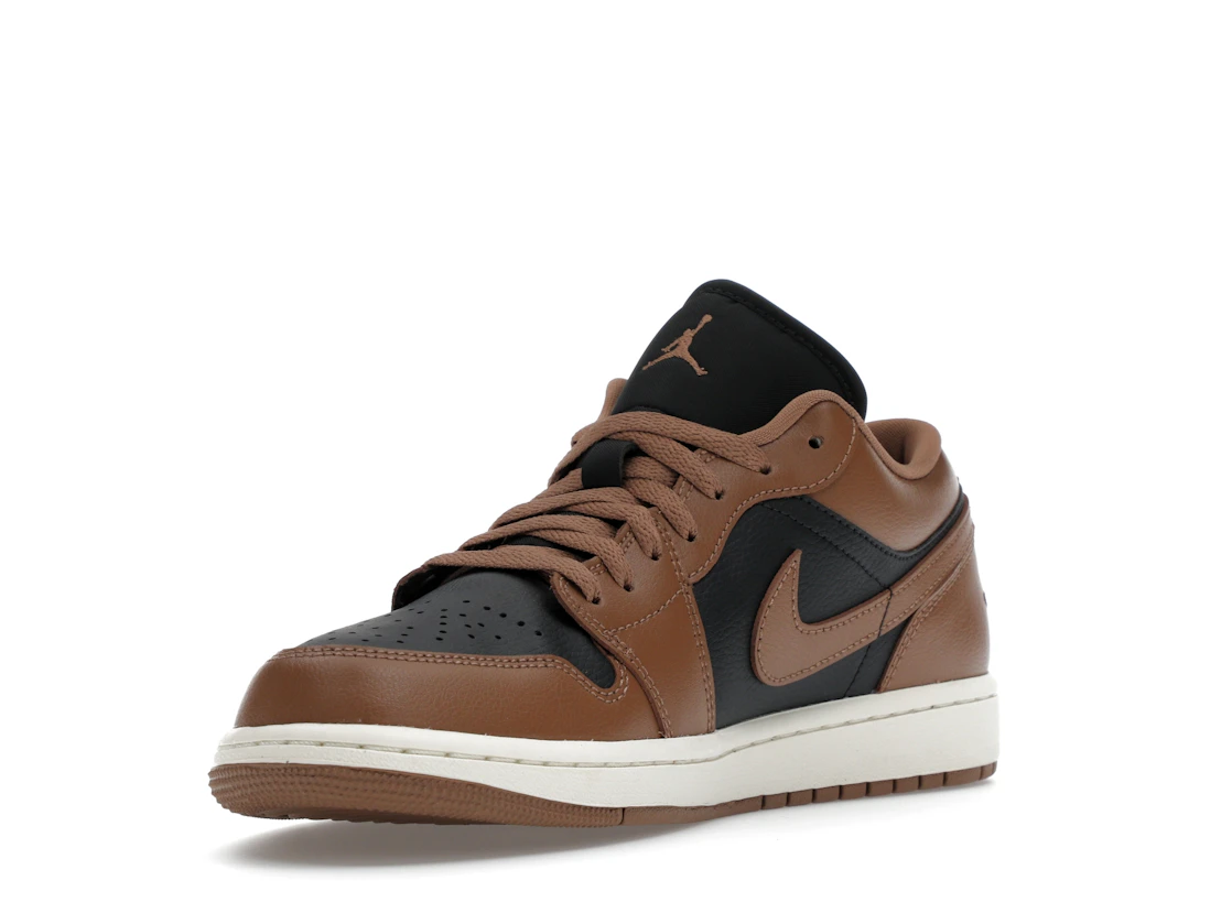 Vue 14 de Jordan 1 Low Archaeo Brown 