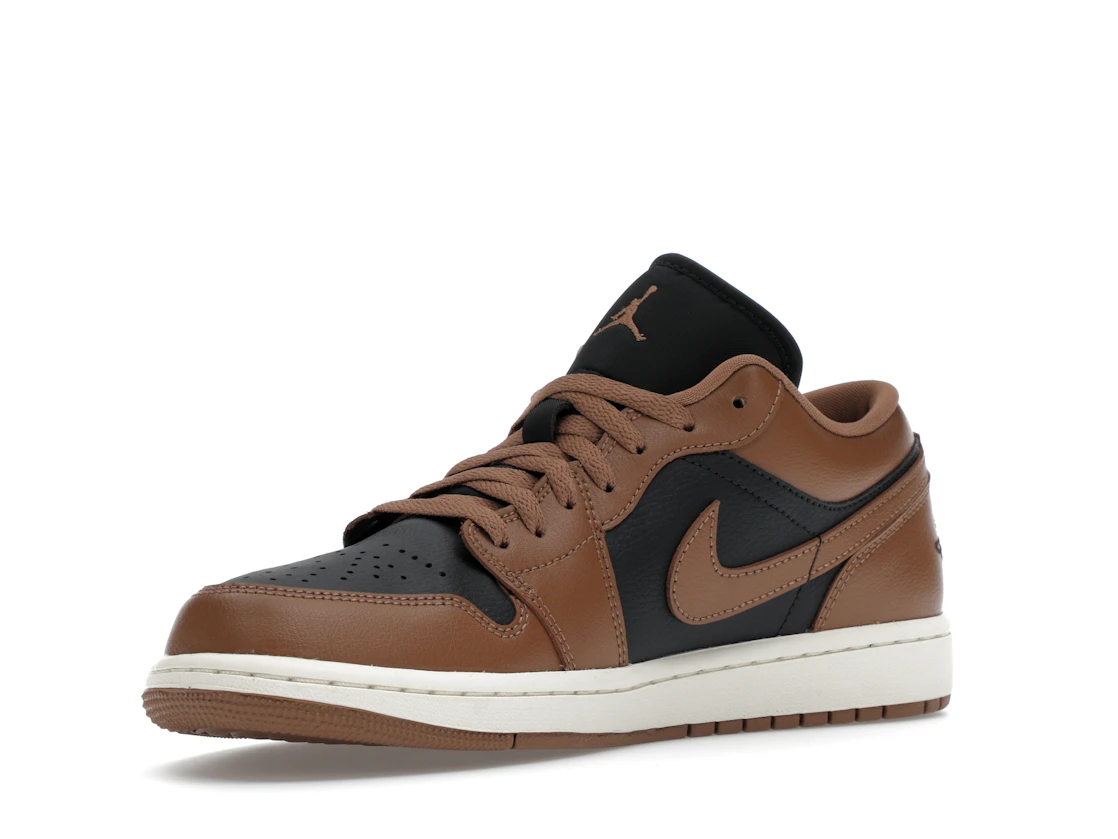 Vue 15 de Jordan 1 Low Archaeo Brown 