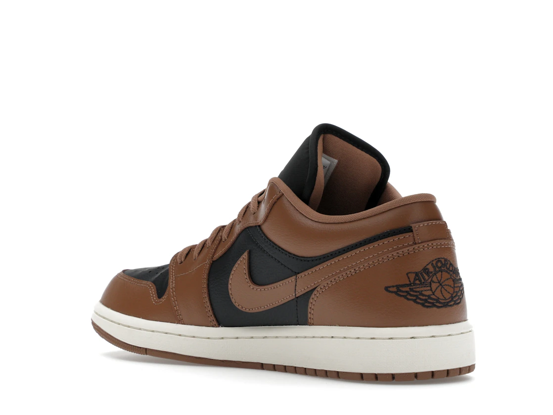 Vue 24 de Jordan 1 Low Archaeo Brown 
