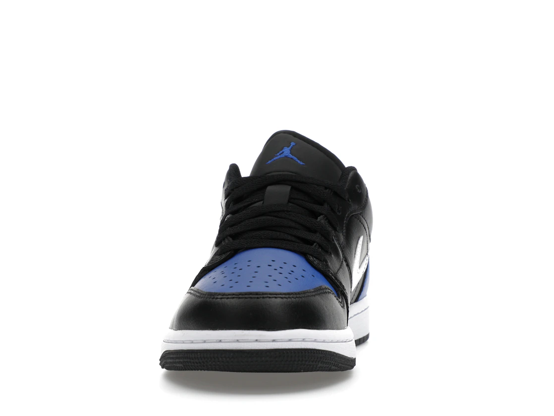 Vue 11 de Jordan 1 Low Black Royal Toe