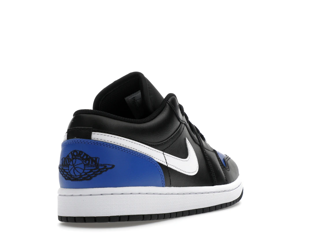 Vue 31 de Jordan 1 Low Black Royal Toe