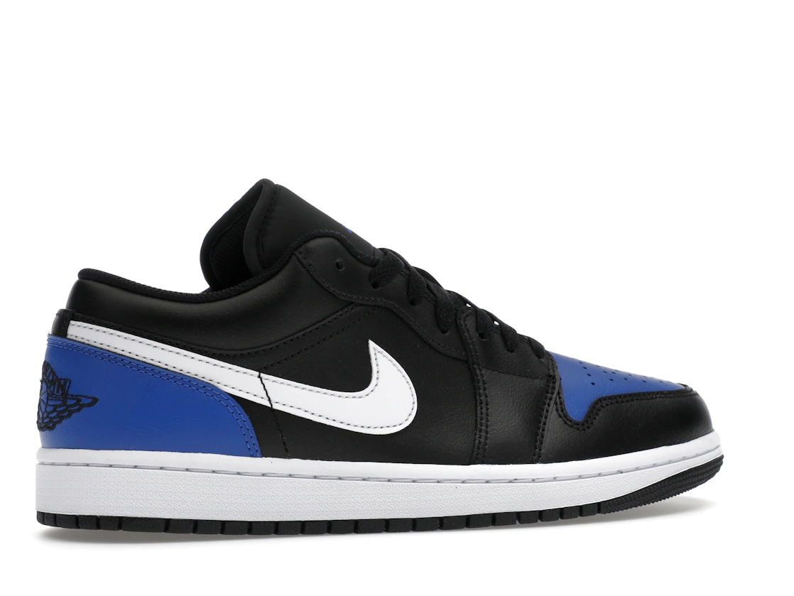 Vue 35 de Jordan 1 Low Black Royal Toe