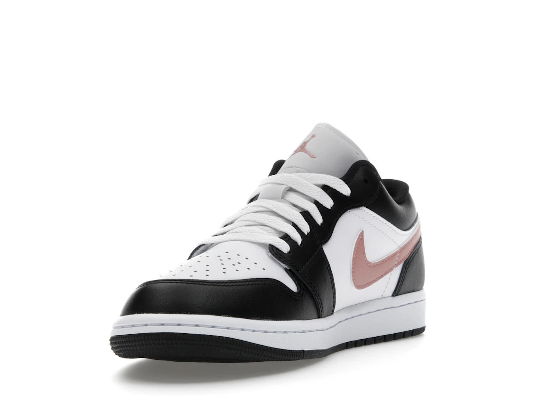 Vue 13 de Jordan 1 Low Black Rust Pink