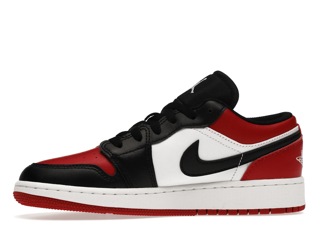 Vue 18 de Jordan 1 Low Bred Toe (GS)