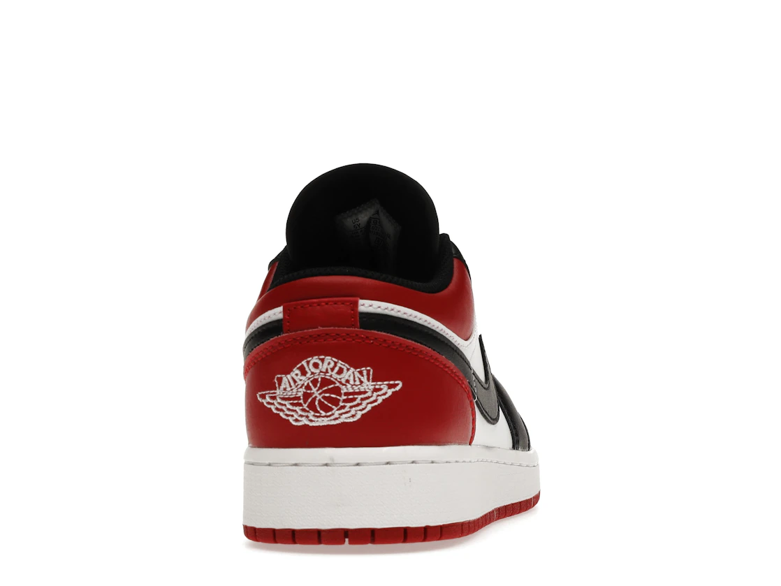 Vue 29 de Jordan 1 Low Bred Toe (GS)