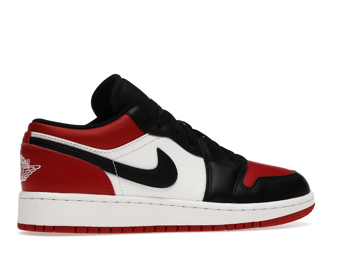 Vue 35 de Jordan 1 Low Bred Toe (GS)