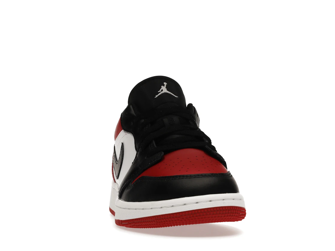 Vue 9 de Jordan 1 Low Bred Toe (GS)