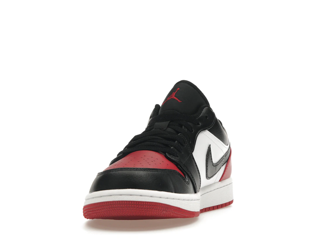 Vue 12 de Jordan 1 Low Bred Toe 2.0
