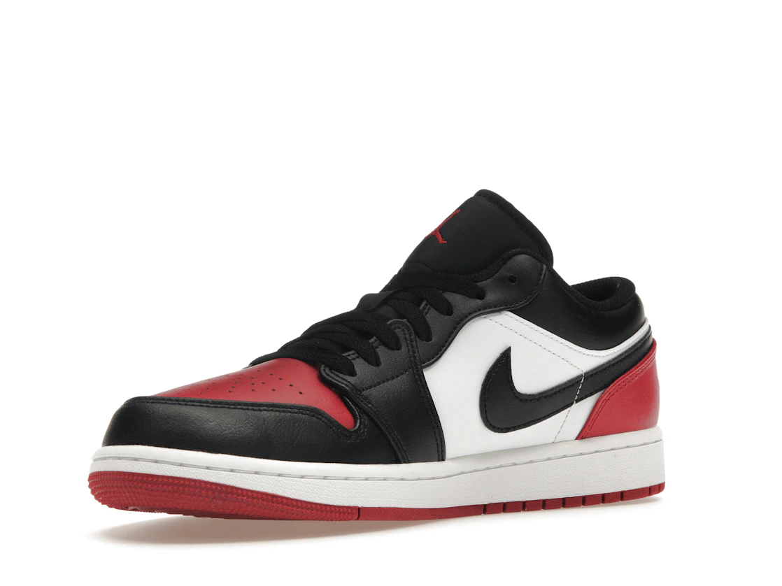 Vue 15 de Jordan 1 Low Bred Toe 2.0