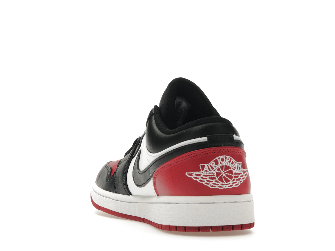 Vue 26 de Jordan 1 Low Bred Toe 2.0