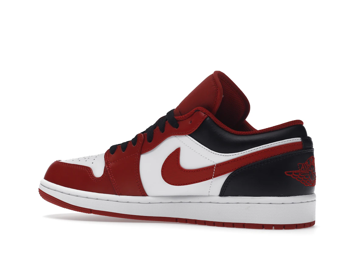 Vue 22 de Jordan 1 Low Bulls