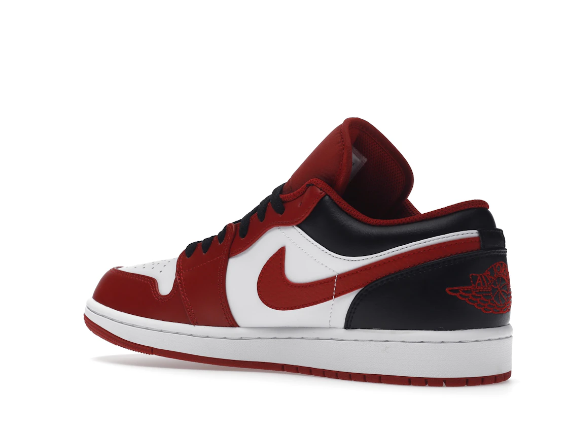 Vue 23 de Jordan 1 Low Bulls