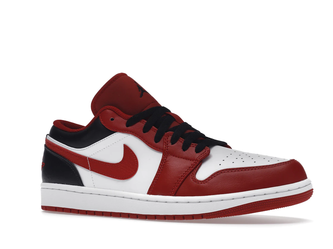 Vue 4 de Jordan 1 Low Bulls