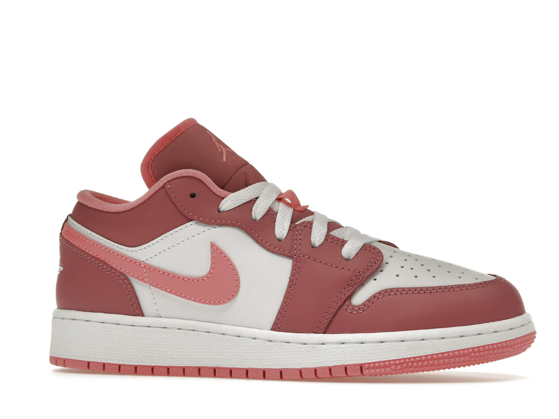 Vue 3 de Jordan 1 Low Desert Berry (GS)