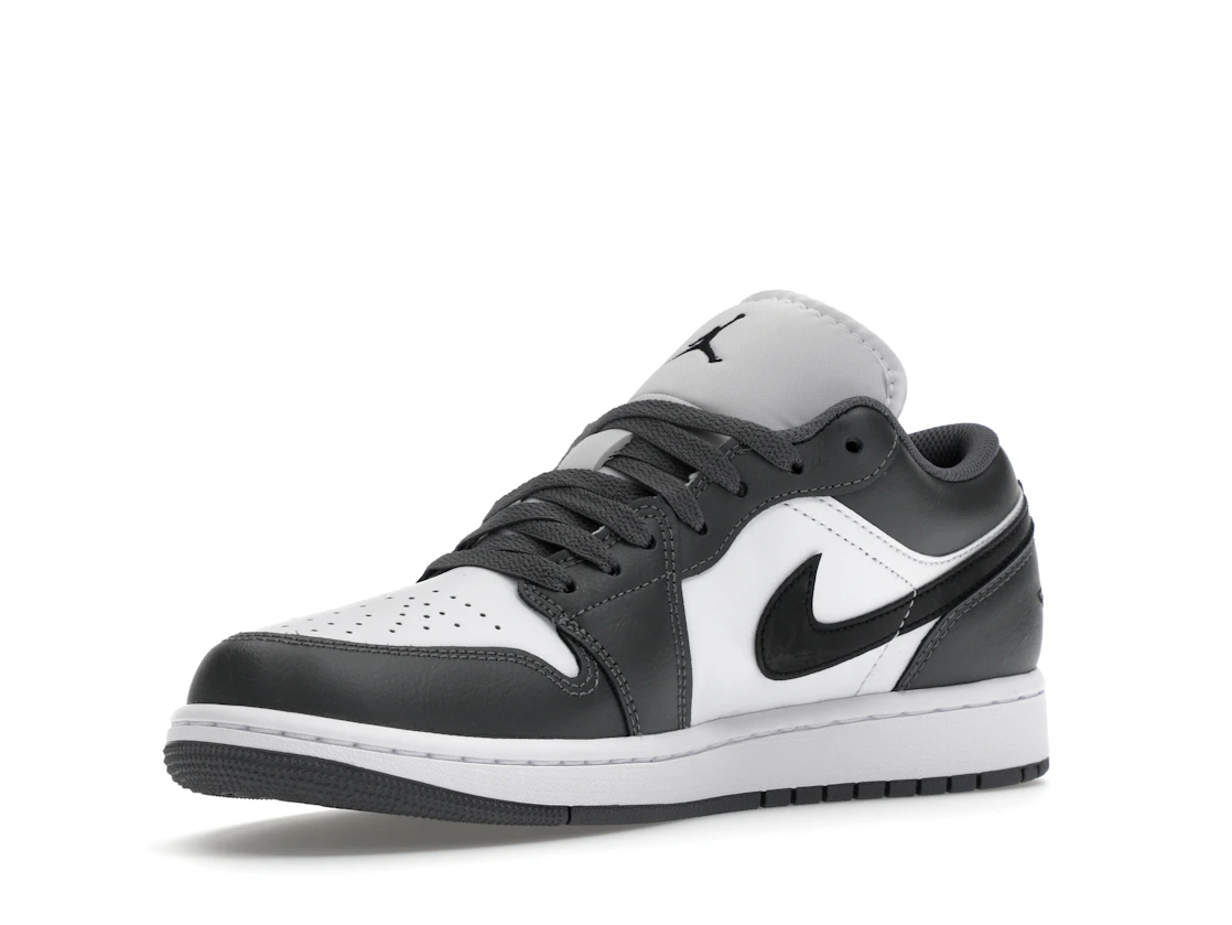 Vue 15 de Jordan 1 Low Iron Grey